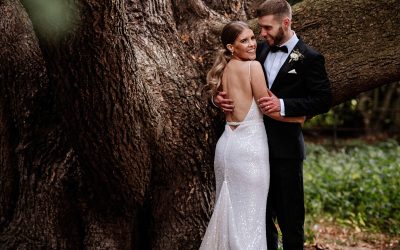 A Simple and Stylish September Wedding for Steph and Rob